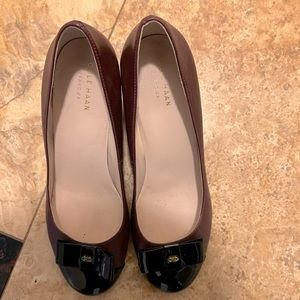 Cole Haan two tone wedge shoes